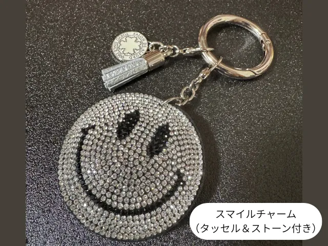 スマイルチャーム （タッセル＆ストーン付き）