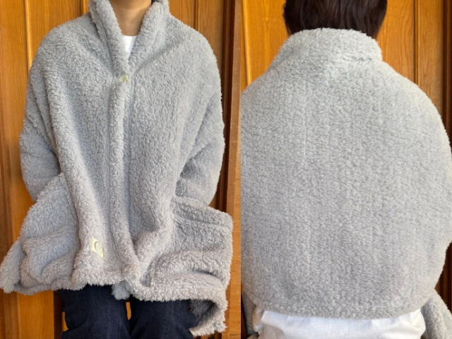 ゴリラのハグは肩がしっかり覆われる